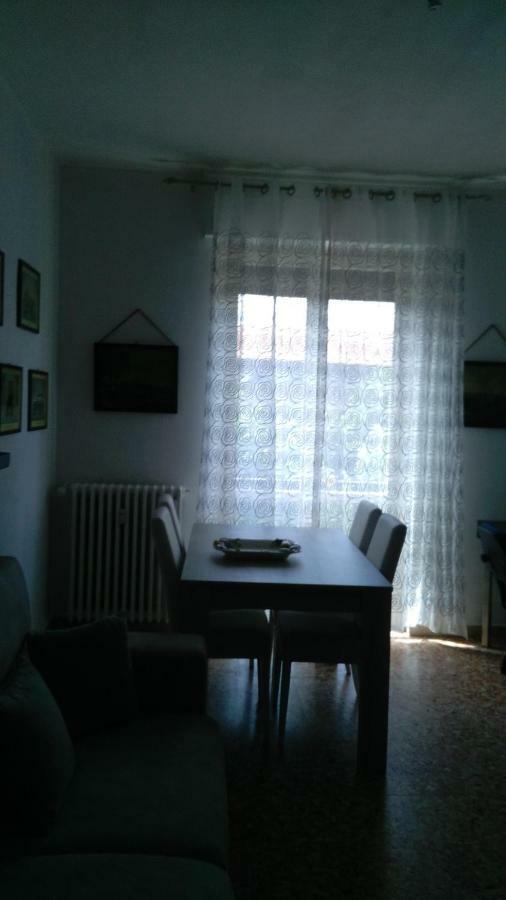 Appartement Oasi di tranquillità à Asti Extérieur photo